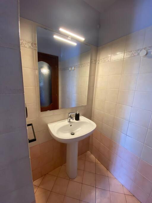 J & D House Apartment Алба Екстериор снимка